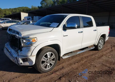 2015 Toyota Tundra Platinum 5.7L V8 z USA, uszkodzony, nr VIN 5TFAW5F12FX433240